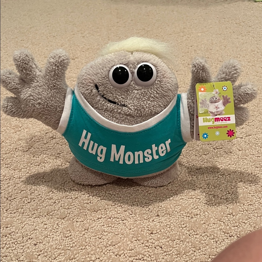 NEW HUGMEEZ “ Hug Monster” Stuffed Toy